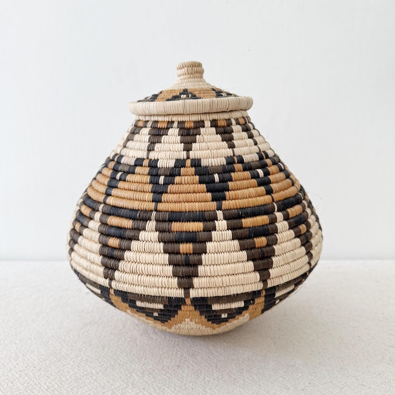 African Zulu Basket // Lidded Palm Basket // Woven in South Africa // F009