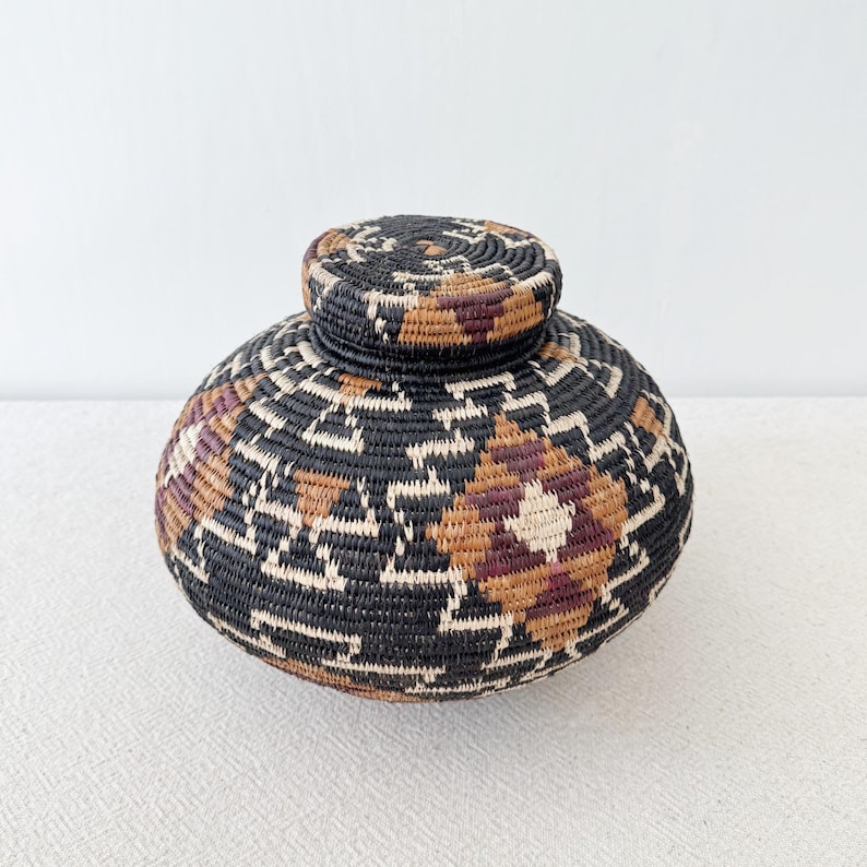 African Zulu Basket // Lidded Palm Basket // Woven in South Africa // F011
