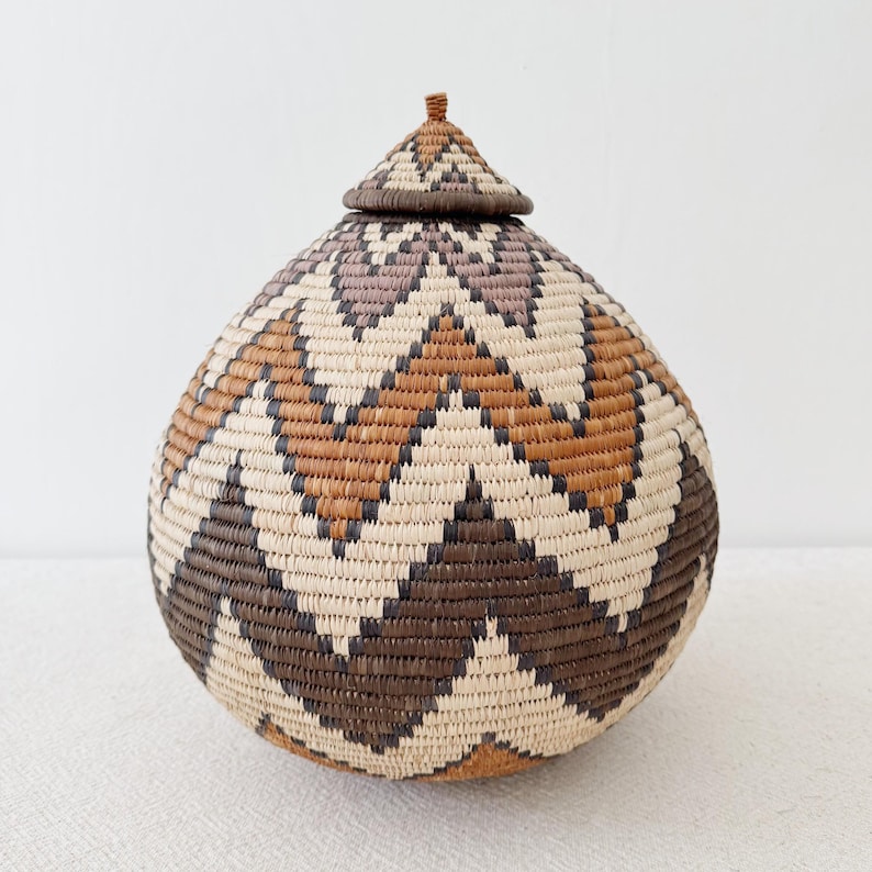 African Zulu Basket // Lidded Palm Basket // Woven in South Africa // F007